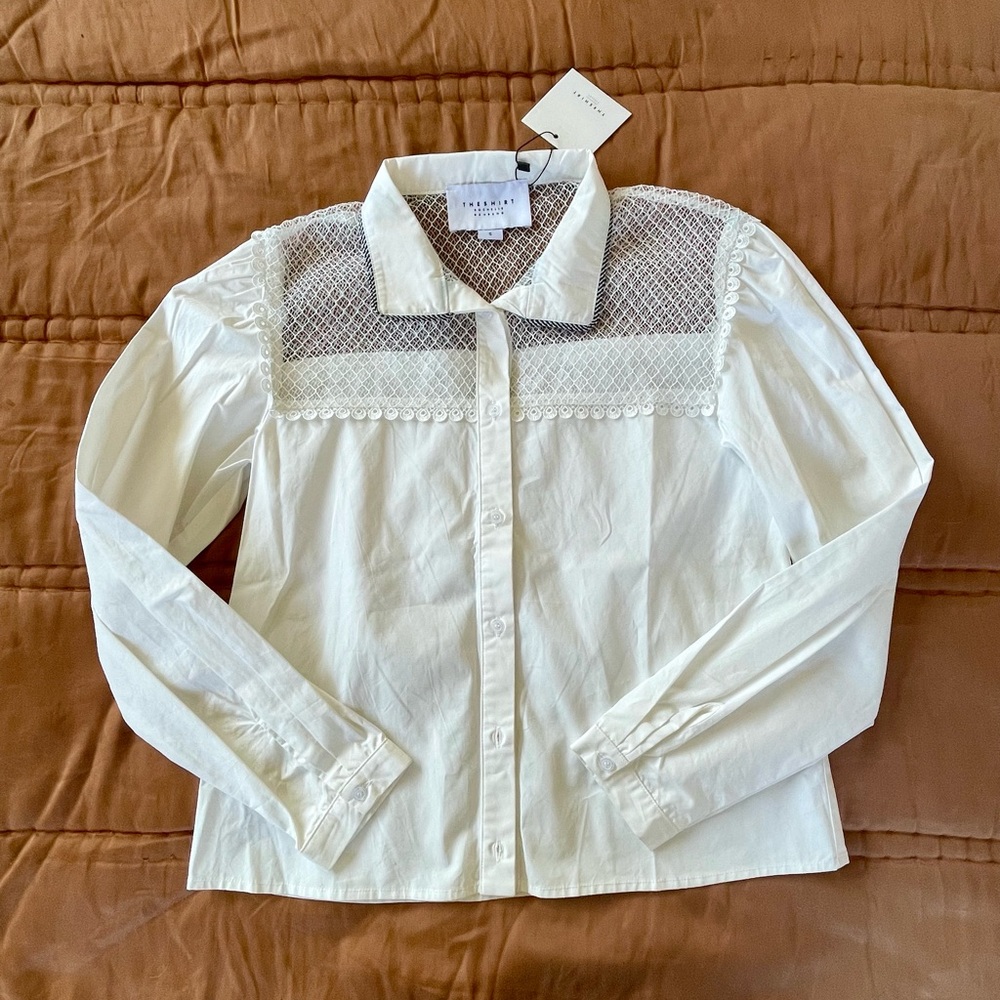 The Shirt by Rochelle Behrens, White Long Sleeve Button-Up with Lace, Size Small